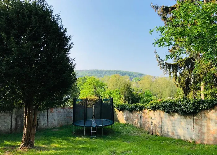 A La Meuliere D\'Orsay, Vue Sur La Vallee, Au Calme